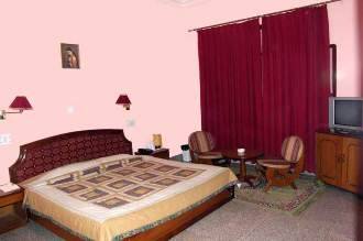 Hotel Devicos Plaza, Sirmour 2